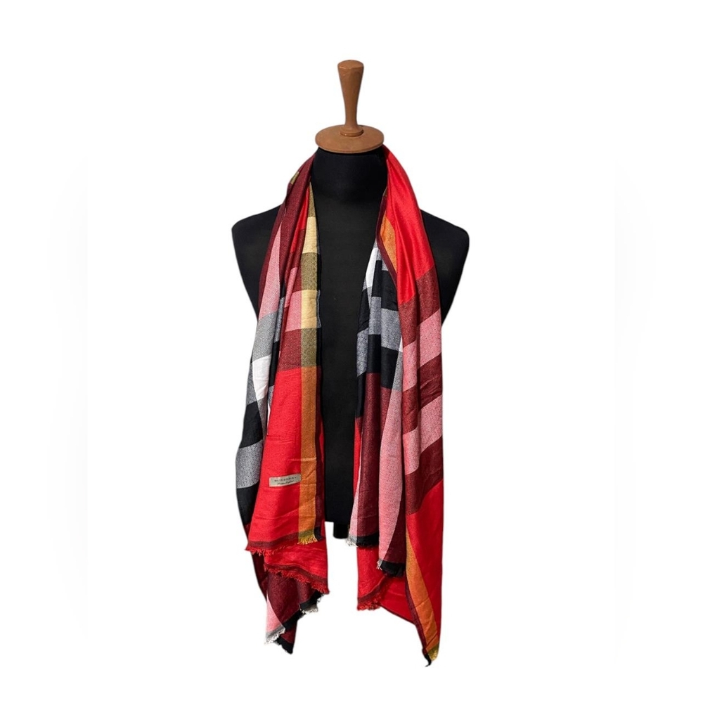 100% AUTHENTIC BURBERRY Women Red Color Scarf
